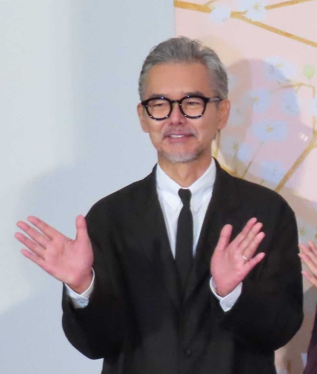 渡部篤郎