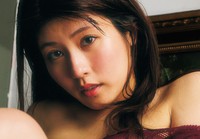 ちとせよしの「週刊SPA! 」(扶桑社)5月26日号より＝撮影／高橋慶佑 スタイリング／Yoshi.T ヘアメイク／上野 珠