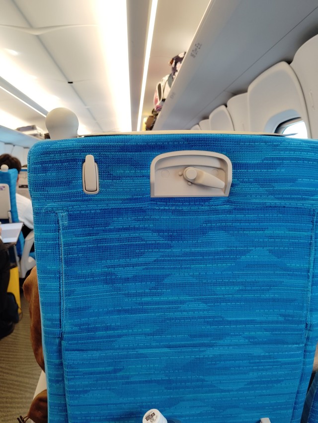 近くの席から、大きな舌打ち「チッ」と聞こえてきたそうです（Hideさんさん提供）