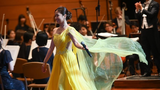 第二の故郷・タイでのコンサートにも出演し、充実した2025年を送った新妻さん（Instagramより）