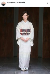鈴木保奈美インスタグラム（＠honamisuzukiofficial）より