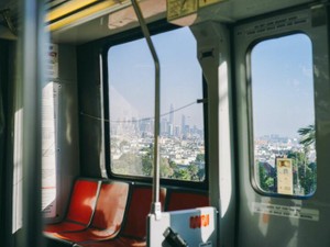 青春の匂いと淡い恋心。高校生に戻れるなら、私は迷わず共学を選ぶ