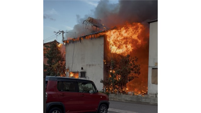 視聴者提供　高松市元山町　午後4時半ごろ
