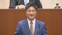 新議長に就任／松原哲也 議員（46）