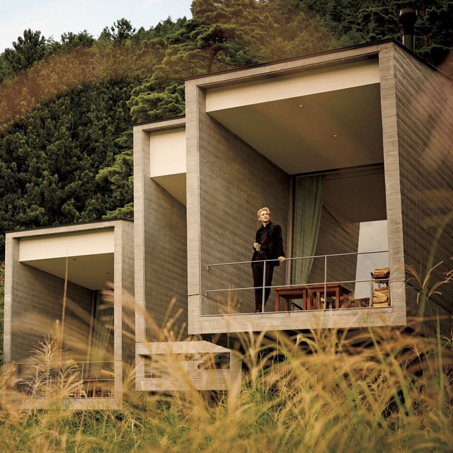 星のや富士にて、自身を顧みて、未来を見据える<br>町田啓太と過ごす、豊かな森の時間。［前編］