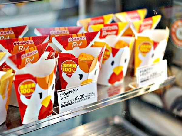 ローソンの看板商品「からあげクン」※画像はイメージです（RobbinLee:stock.adobe.com）