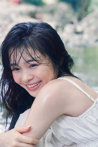 林芽亜里 anniversary calendar photobook 2026©KADOKAWA／写真：藤原宏