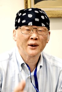 神戸学院大学の上脇博之教授