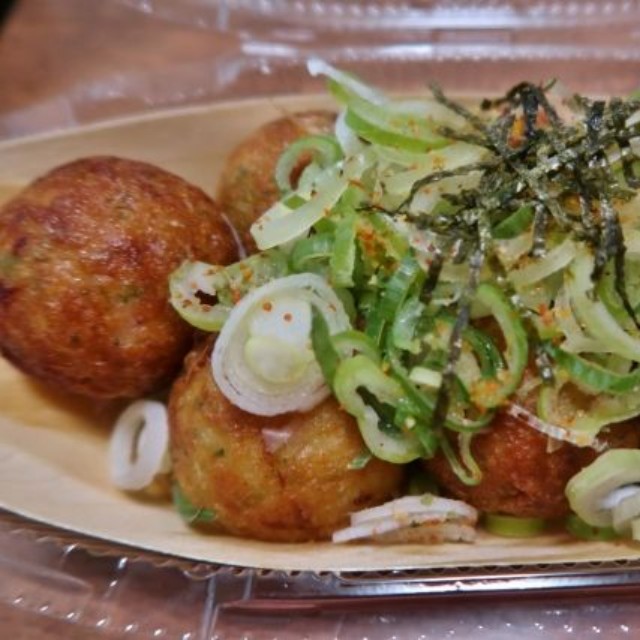 たこ焼きの行方は！？（photoACより「チョコクロ」さん撮影、イメージ画像）