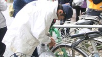 無施錠の自転車に警察が鍵を…「おせっカギ」作戦で盗難ゼロへ　香川