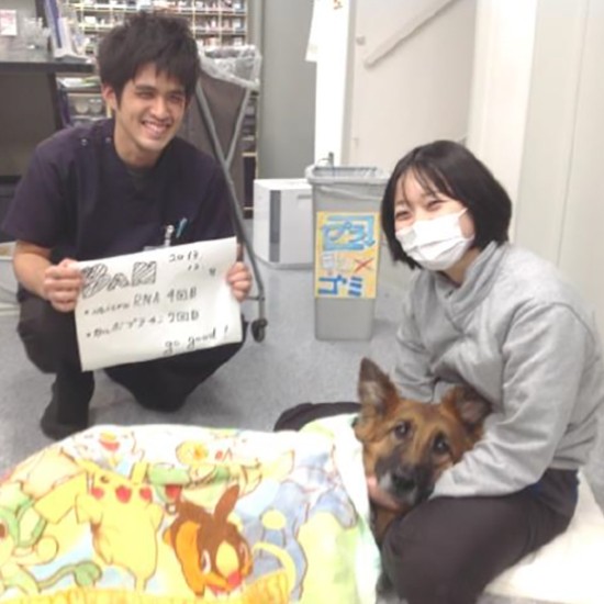 番長とのかけがえのない一日一日を、写真に収める（三橋さん提供）