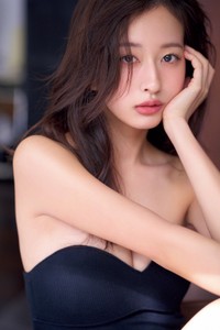「FLASH」（26年2月10日発売号）に登場した斉藤里奈ⓒ光文社／週刊FLASH（写真・佐藤容平）