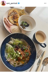 東雲うみインスタグラム＠umi_portraitより