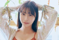 鈴木優香（撮影／岡本武志　ヘアメイク／山下景子　スタイリング／和田千星）