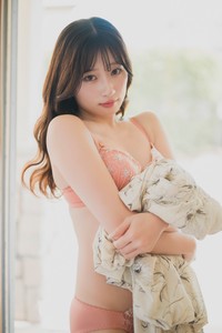 越智あいりデジタル写真集「かわいいひと。」