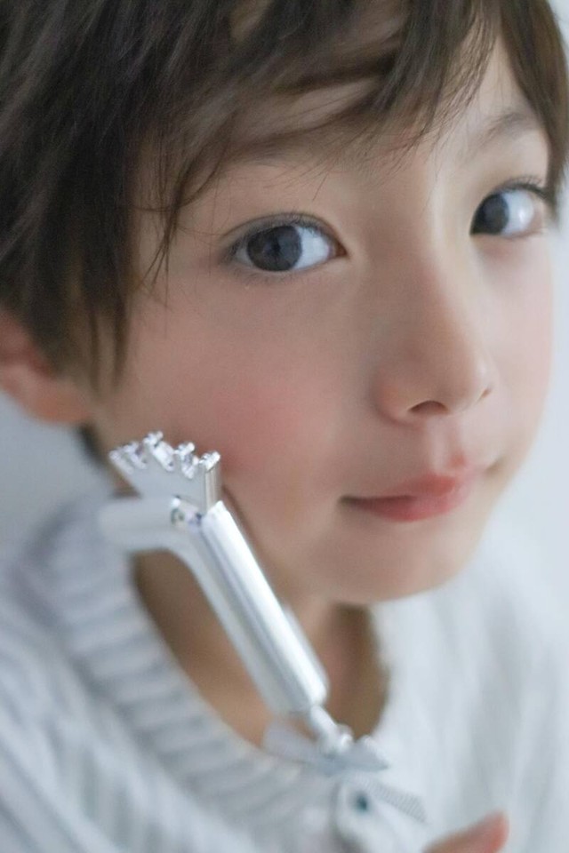 「天使がいる」アイドル顔負けのバースデーフォト／投稿主さん提供