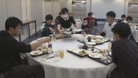 食事の講義の後は「試食」
