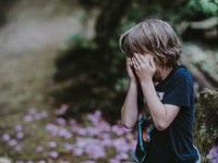 恐ろしいことを考えてしまう自分も受け入れる、無敵の私の味方は自分