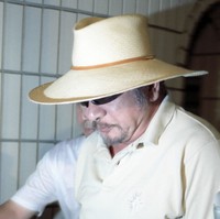 晩年の９０年代はスキャンダラスな面がクローズアップされた勝新太郎さん。没後、後追い世代に作品が再評価されている（１９９１年、京都市内で撮影）