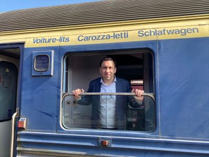 「選ばれるのは、速さでなくスマートさ」　たった2人で立ち上げた夜行列車ベンチャー