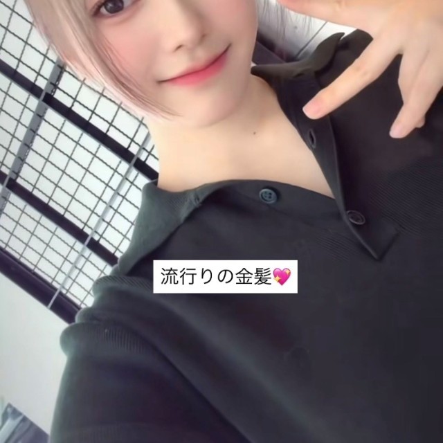 東雲うみインスタグラム(@umi_portrait)より
