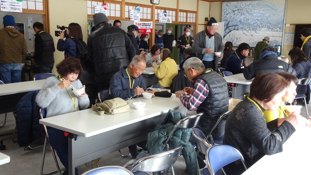 各地の雑煮を食べ比べることができる全国雑煮サミット　香川のあん餅雑煮も参加　岡山・高梁市