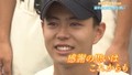 戦いを終え、涙と笑顔を見せる佐度君