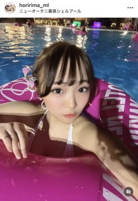 堀りま SPA!デジタル写真集「進化する“ばぶ尻”」（扶桑社）のオフショット　本人のインスタグラム（@horirima_ml）より＝25年8月28日投稿