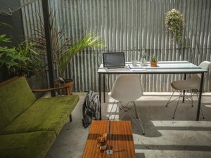 官僚として不適合だった私は、勤め人の歩みを止めてフリーになった