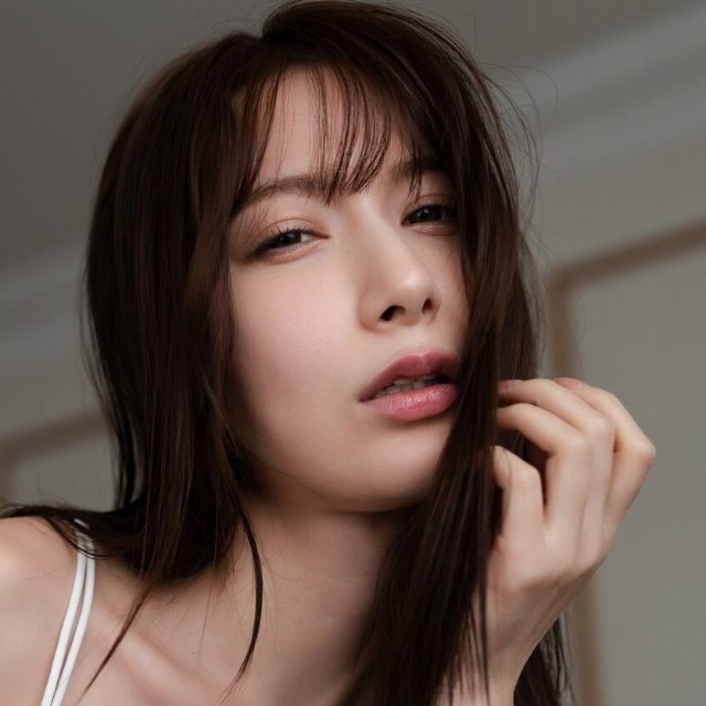 百合川サシャのデジタル写真集&イメージ動画『Natural Self』 
