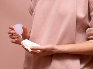 兎にも角にも不快なあの匂いから卒業。私の月経カップ奮闘記