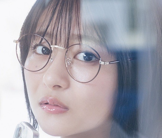 すみぽん（撮影：中山雅文　ヘアメイク：亀島チカ　スタイリング：春原愛子）