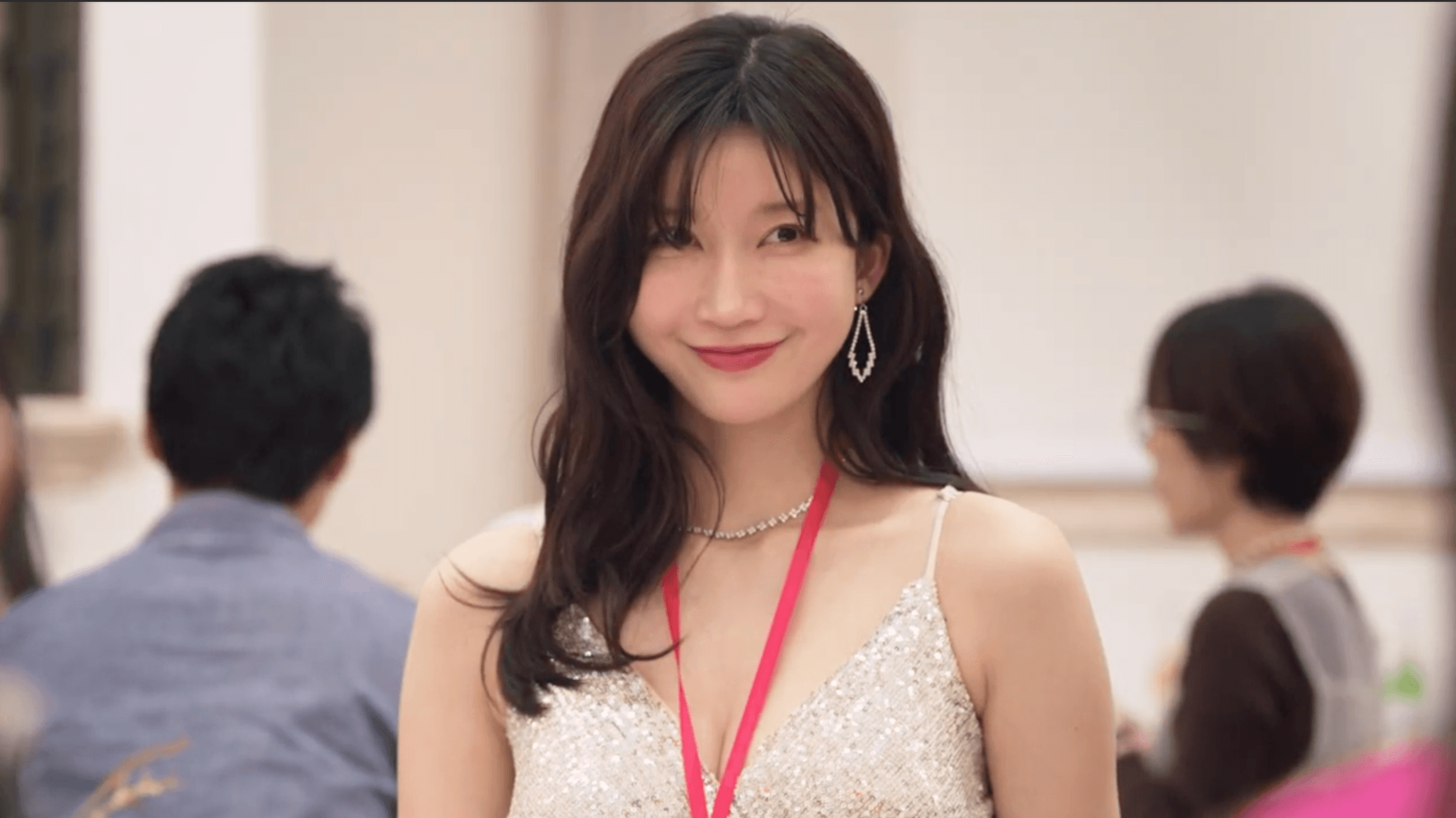 主演・小倉ゆうか『浅はかなシンデレラたちの婚活大戦争』