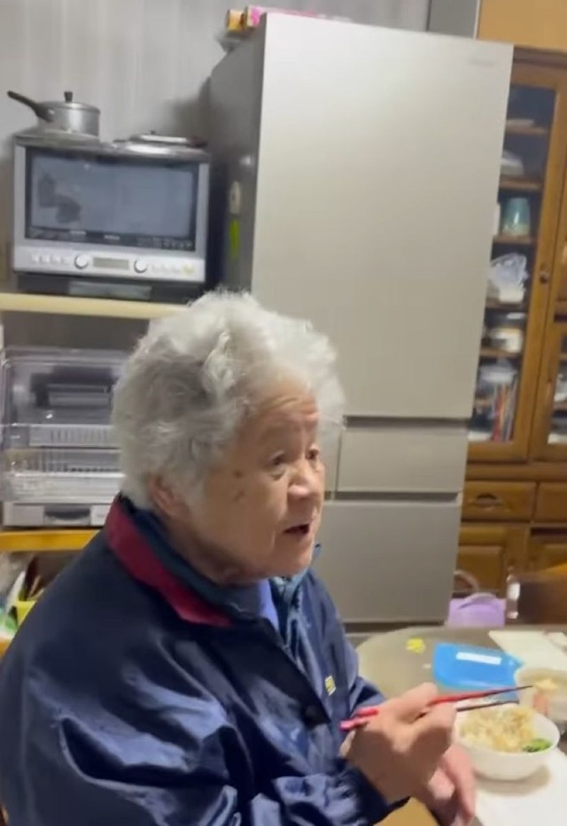 曾孫誕生を喜ぶおばあさま／Saechanさん（@saeccchan）提供