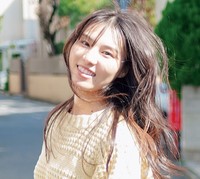 相楽伊織さん（撮影／鈴木ゴータ　ヘアメイク／萩村千紗子　スタイリング／田中あゆ美）