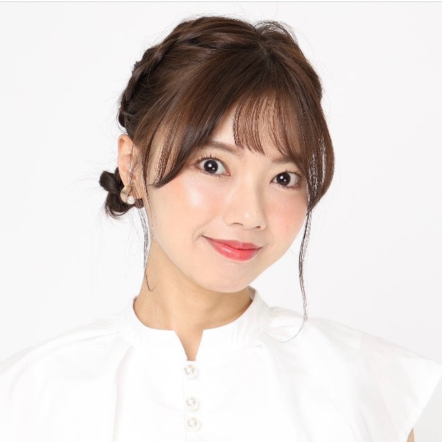 「カトリーナ」の愛称で親しまれるタレント加藤里奈さん（本人の公式インスタグラムから）