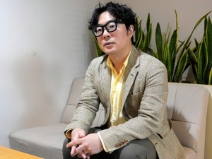 河野有理さん「日本史はいかに物語られてきたか」 百花繚乱、戦後の「史観」を訪ねて