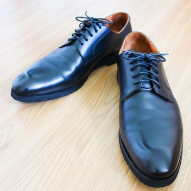 みなさんの靴のかかとに穴は開いてますか？