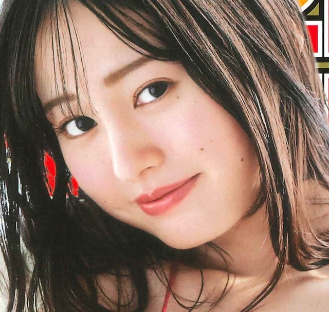 「週刊少年チャンピオン」49号の表紙＆巻頭グラビアを飾った白濱美兎さんⒸ秋田書店ⒸRIP INC.Ⓒ高橋慶佑