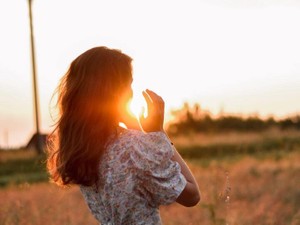 憧れの先輩が「かわいい」と言ってくれた目で、私は世界を見つめる