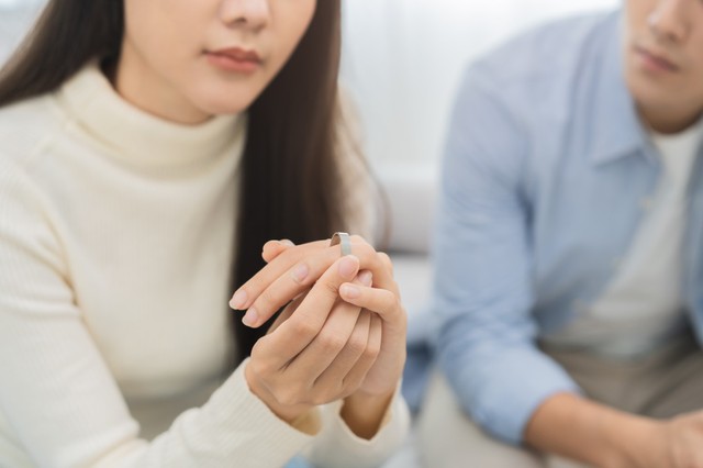 既婚女性の約5人に1人が「夫と離婚したい」　※画像はイメージです（KMPZZZ/stock.adobe.com）