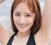 中田花奈（撮影：唐木貴央　ヘアメイク：萩村千紗子　スタイリング：八杉直美）