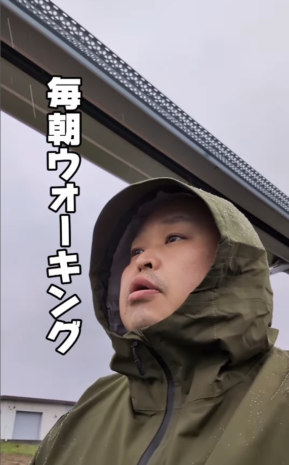 毎朝30分のウォーキングをするたっつさん／たっつさん（＠tattsu_jibun_kaizen）提供