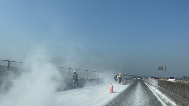 国道2号　倉敷市船穂町船穂　午後4時ごろ