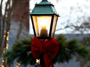 高いプレゼントはいらない。私の隣で、その手を握らせて