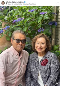 キャシー中島さん（右）と、夫で俳優の勝野洋さん（キャシー中島さんのインスタグラムから）