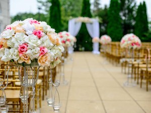 結婚式でスピーチをするはずが「縁を切りたい」。甘えてばかりいた親友に謝りたい