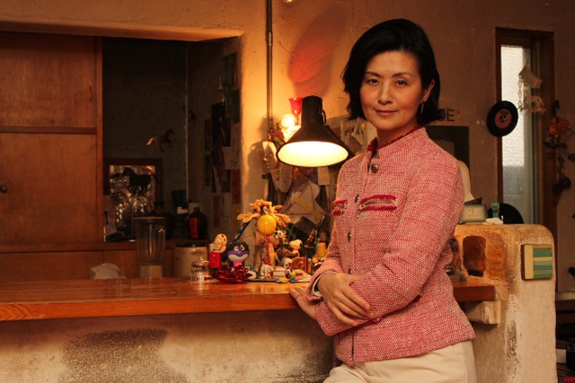 50歳になったのを機にピッコロ劇団を離れ、フリーで活動を始めた木全晶子さん＝兵庫県伊丹市内