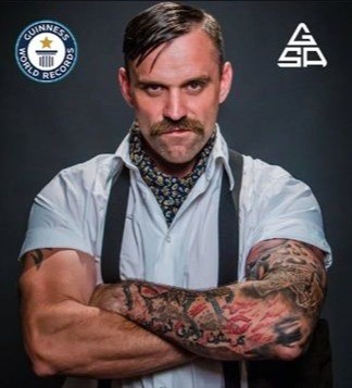 ジョセフ・テートリングさんのインスタグラム＠burning_joetoedtlingより