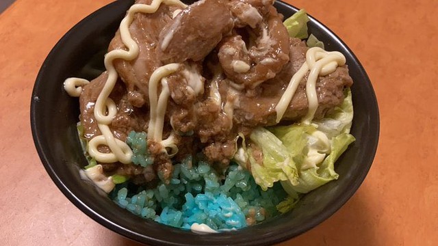 丼ぶりにも青ご飯。 ※ジャムさん提供